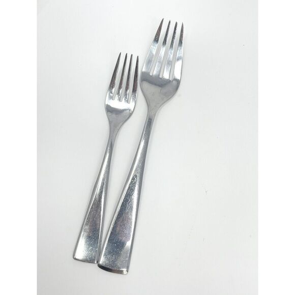 Oneida Grayson Glossy Stainless Serving Fork 9” And Salad Fork 7” - Picture 1 of 6